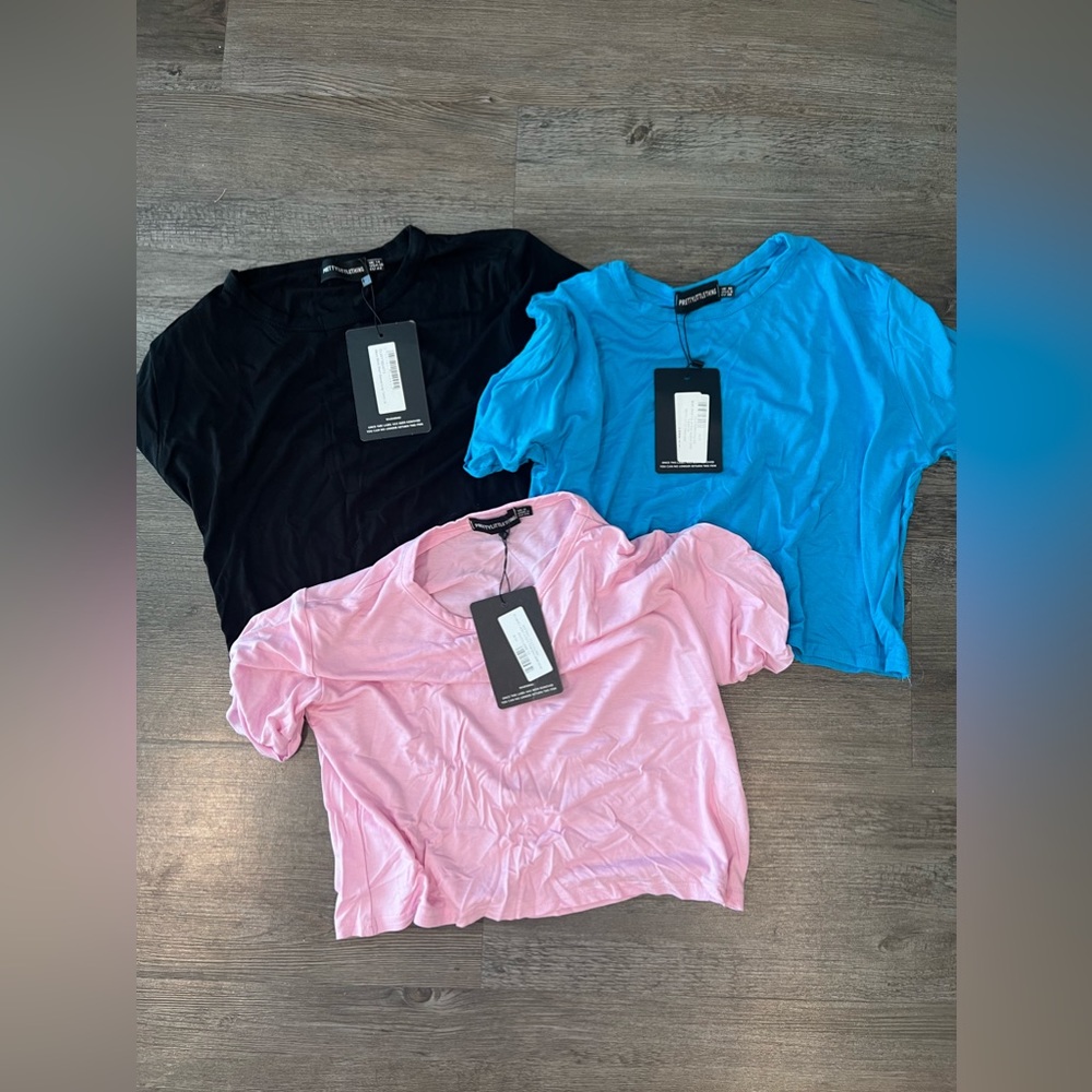 PrettyLittleThing cropped tshirts
